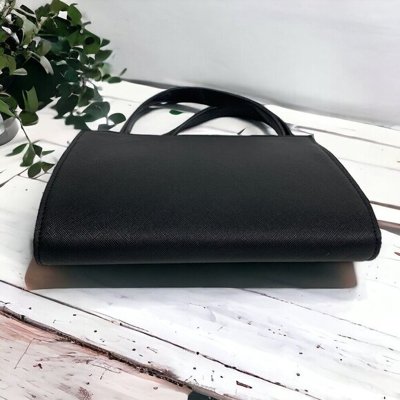 Steve Madden Black Crossbody With Gold Chain Strap Vegan Leather Small 8”x6” - Picture 5 of 10